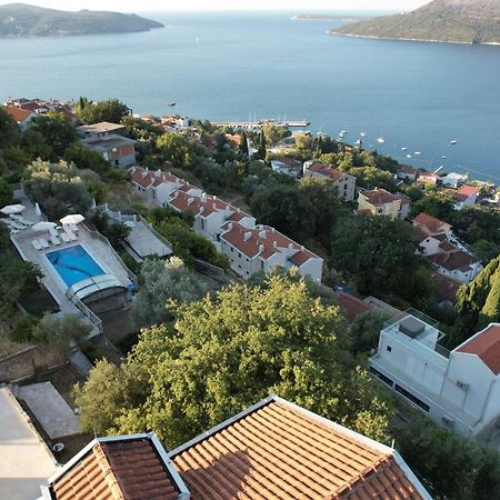 Apartment Bayer Herceg Novi Exteriör bild